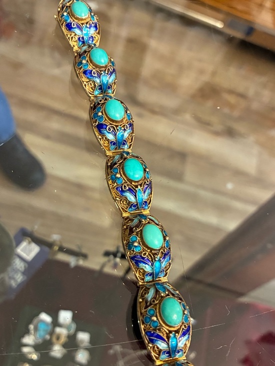 None Jewelry - Elegant Gold and Turquoise  925 Chinese Bracelet 6.5 in